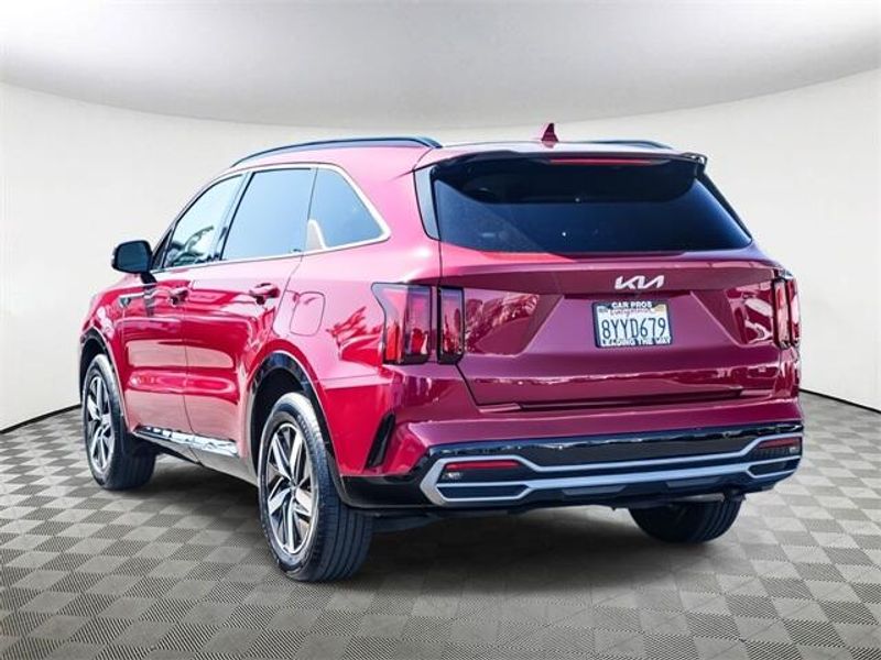Used 2022 Kia Sorento EXImage 6