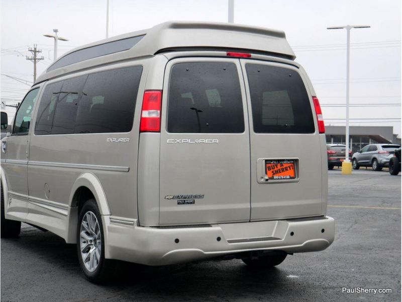 2021 Chevrolet Express Cargo Image 17