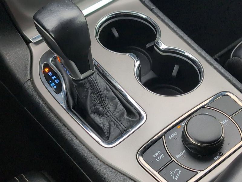 2021 Jeep Grand Cherokee 80th AnniversaryImage 17