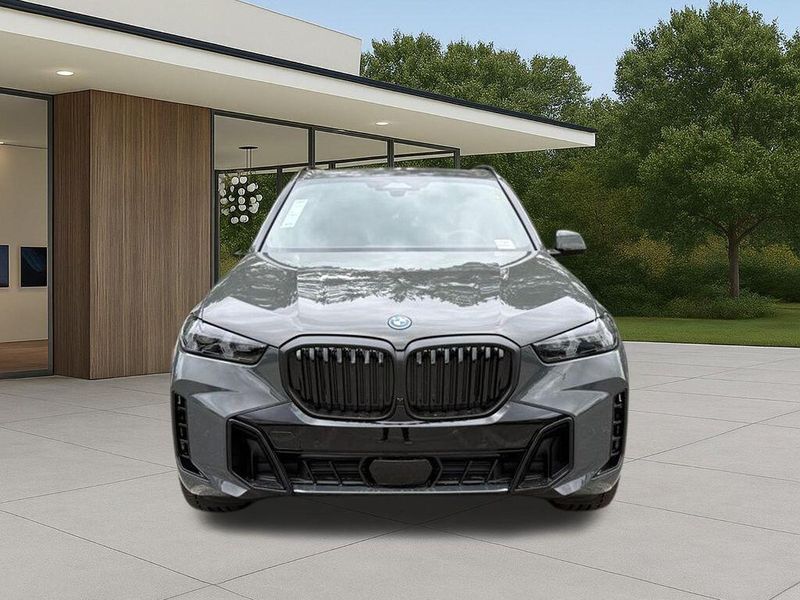 New 2026 BMW X5 xDrive50eImage 4