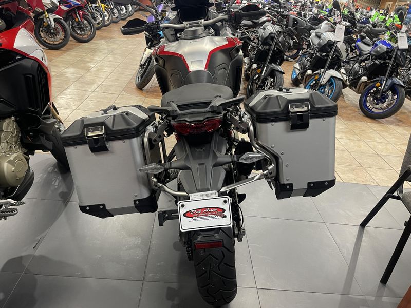 NEW 2025 Ducati MULTISTRADA V4 RALLY TRAVEL & RADAR SPOKED WHEELS Image 7