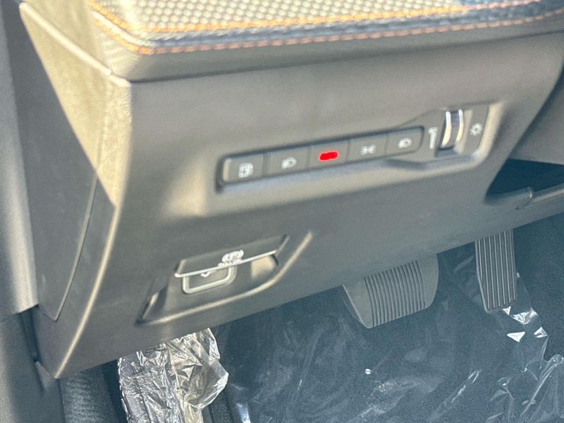 New 2026 Jeep Cherokee Limited 4x4