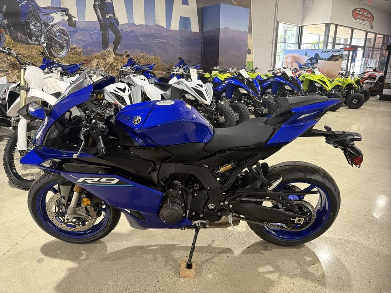 New 2026 Yamaha YZF-R9 Image 14