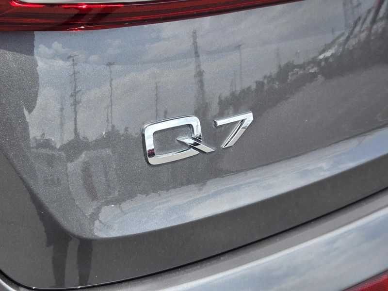 Used 2022 Audi Q7 Premium Plus 55 TFSI quattro