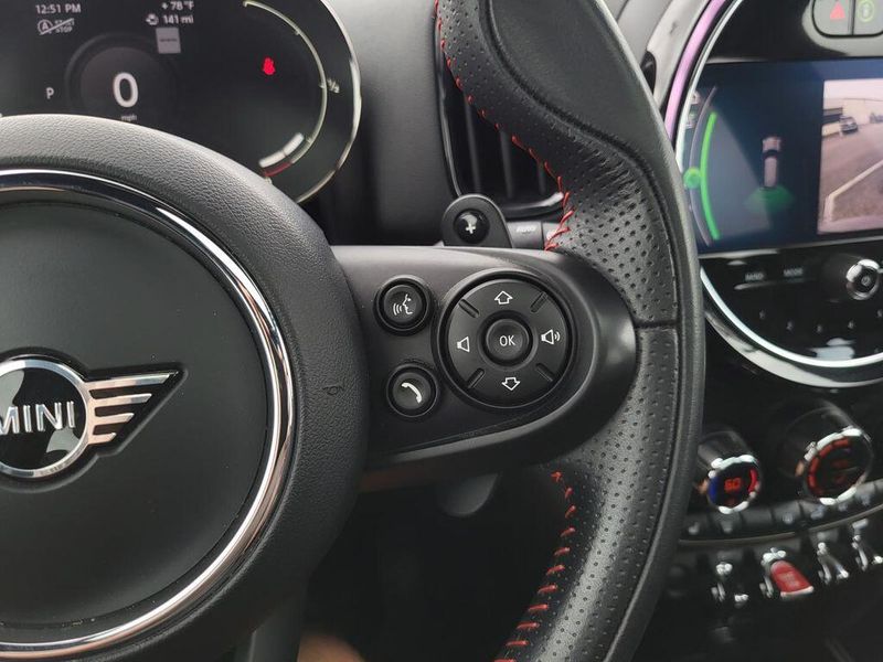 2021 MINI Countryman ClassicImage 12