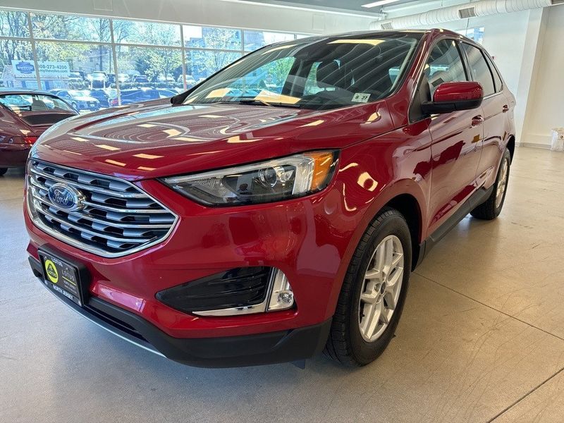 2022 Ford Edge SELImage 6