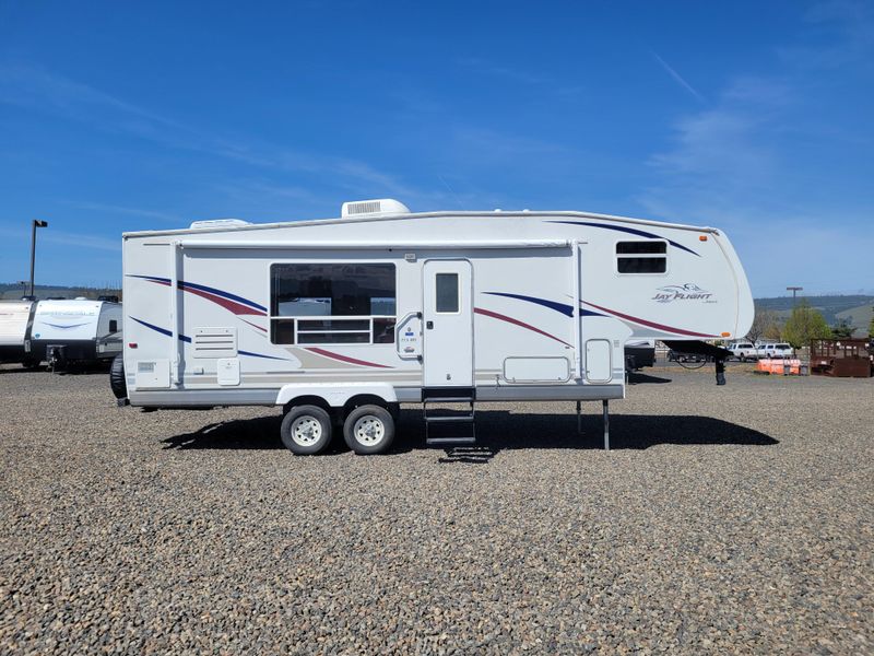 Used 2006 JAYCO JAYFLIGHT 27.5 RKS Image 2