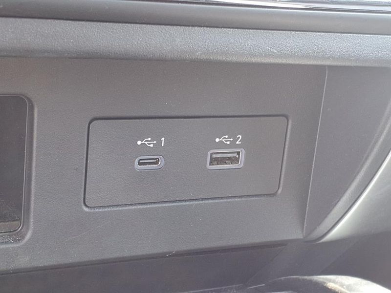 2021 Nissan Titan SVImage 24