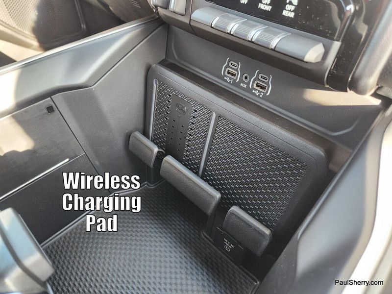 New 2026 RAM 1500 Big Horn Crew Cab 4x4 5'7' Box