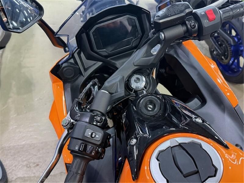 Used 2025 Kawasaki NINJA 650 ABS Image 2