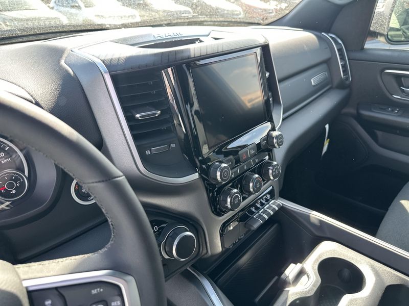 2025 RAM 1500 Big Horn Crew Cab 4x4 5
