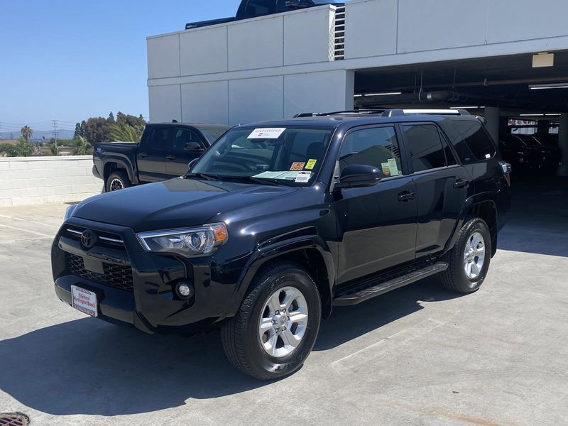 2023 Toyota 4Runner SR5Image 8