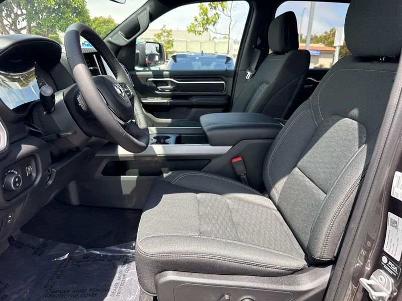 New 2026 RAM 1500 Big Horn Crew Cab 4x4 5'7' Box