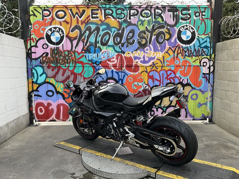 New 2026 BMW S 1000 RR Image 7