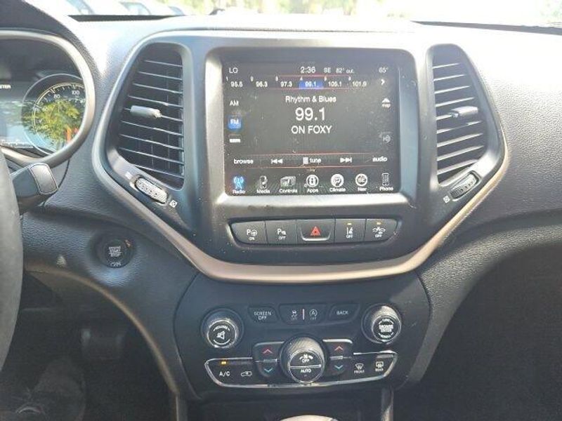 Used 2018 Jeep Cherokee Limited