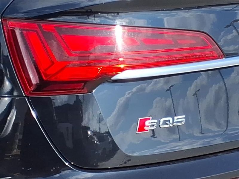 Used 2022 Audi SQ5 Sportback PremiumImage 11