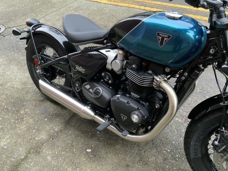 2026 Triumph BONNEVILLE BOBBER