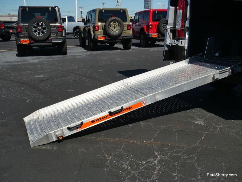 2021 Ram ProMaster 2500 photo 4