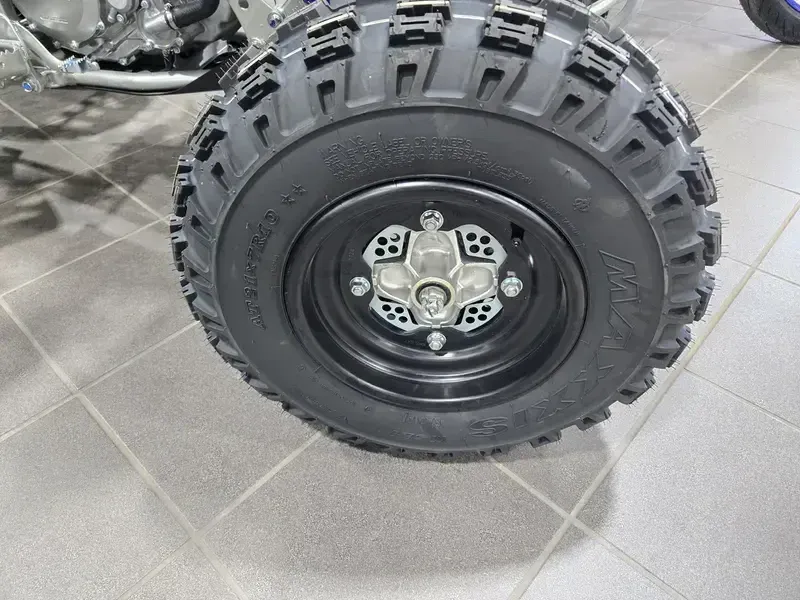 2025 Yamaha YFZ450R TEAM BLUE Image 12