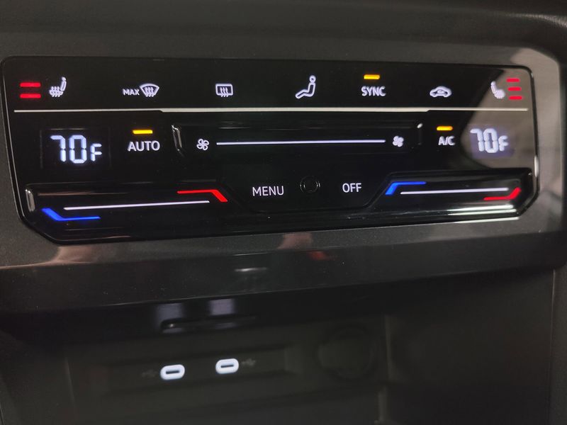 2024 Volkswagen Tiguan SE R-Line Black AWD w/SunroofImage 24