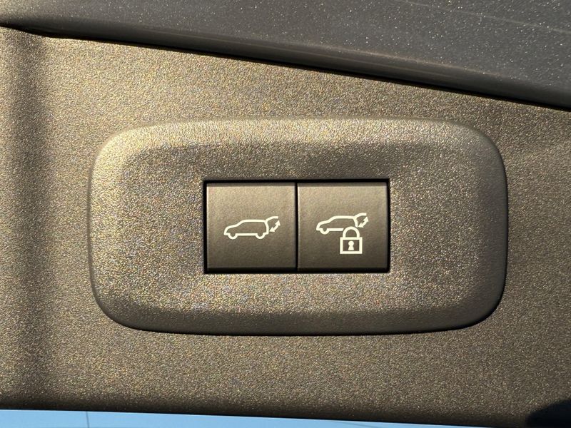 New 2026 Lexus RZ 350eImage 14