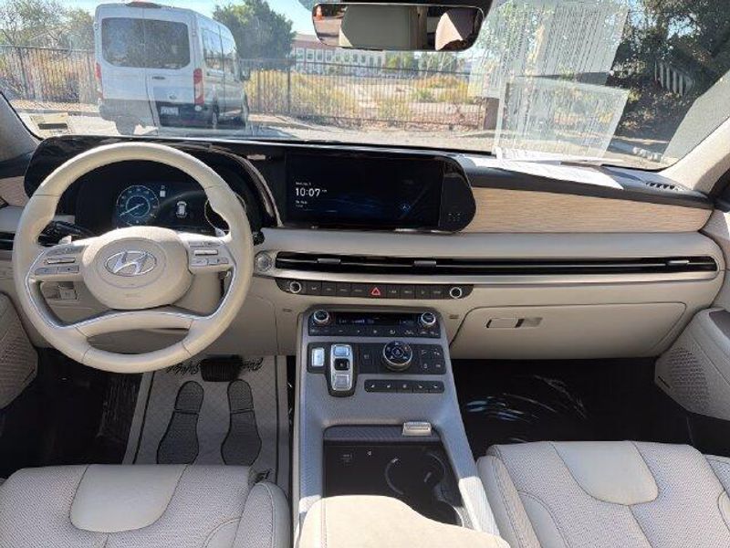 Used 2024 Hyundai Palisade LimitedImage 12