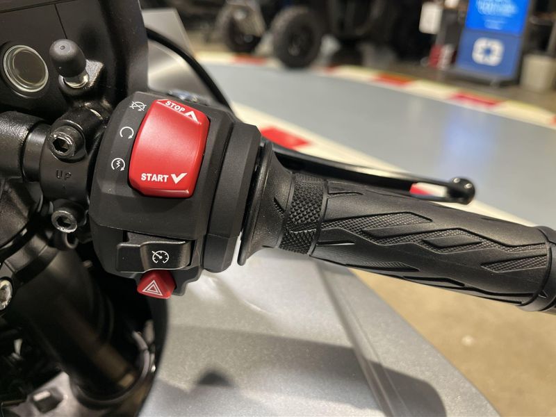 New 2025 Suzuki Hayabusa Image 13