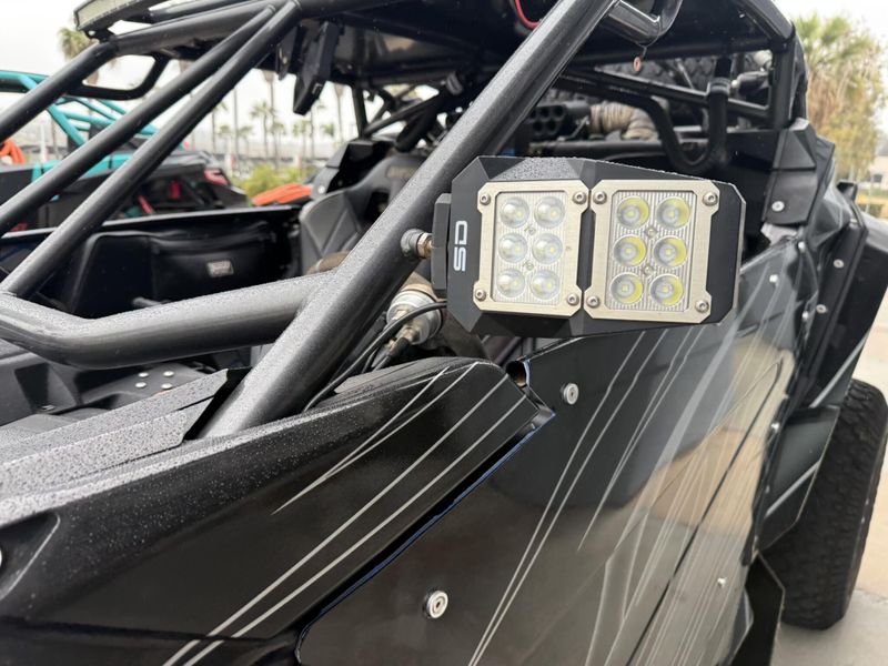2017 Can-Am SSV MAVERICK X3 XRS 903TCIC TB 17 X rs TURBO R Image 15