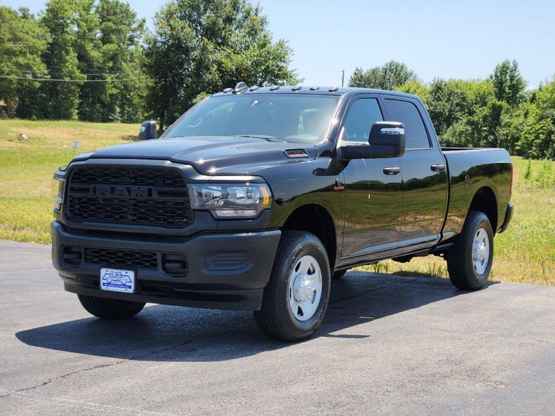 2024 RAM 2500 Tradesman Crew Cab 4x4 6