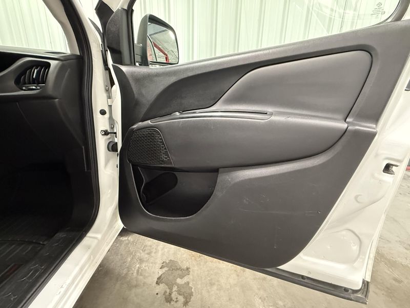 Used 2017 RAM ProMaster City Tradesman SLTImage 10