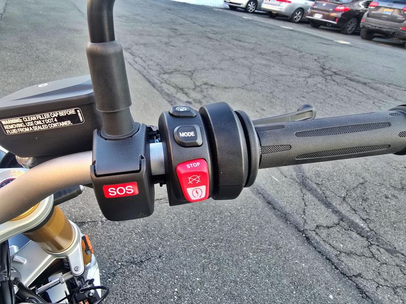 New 2026 BMW R12 nineT Image 11