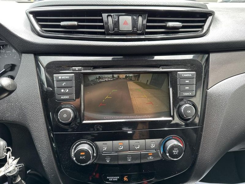 2022 Nissan Rogue Sport SImage 29