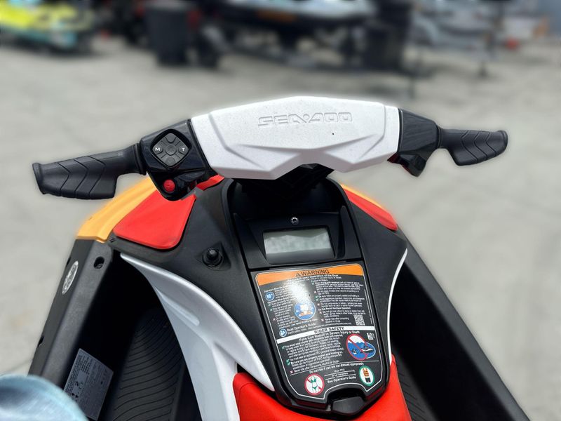 New 2026 Sea-Doo SPARK FOR 2 60 Image 13
