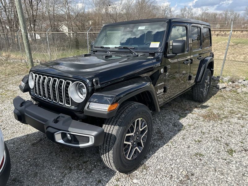 2024 Jeep Wrangler 4-door SaharaImage 1