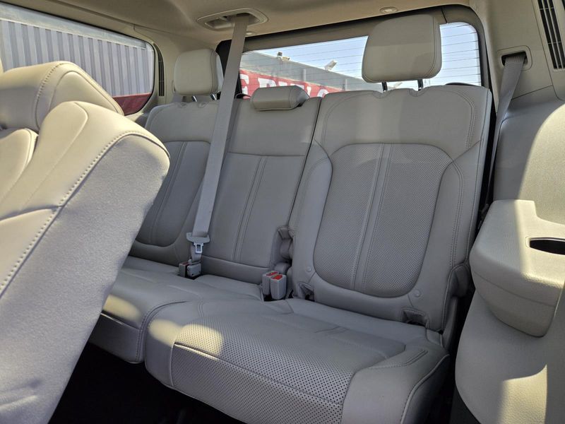 2022 Jeep Wagoneer Series II 4x2