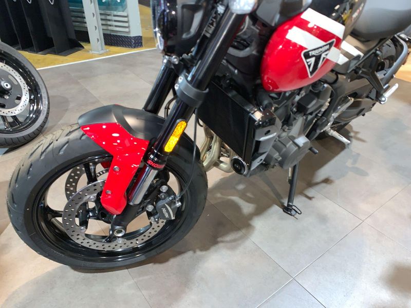 New 2025 Triumph TRIDENT 660 Image 13