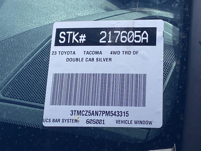 2023 Toyota Tacoma TRD Off-RoadImage 9