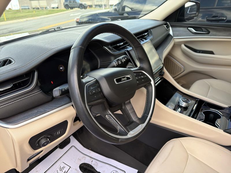 Used 2021 Jeep Grand Cherokee L LimitedImage 27