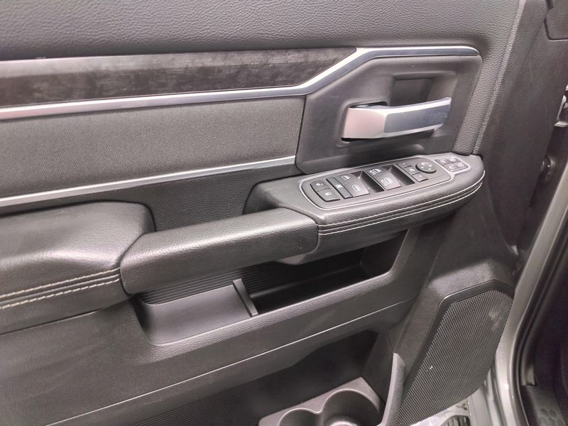 Used 2024 RAM 2500 Big Horn Crew Cab 6.4L V8 4x4Image 21