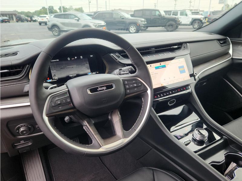 New 2027 Jeep Grand Cherokee Limited Reserve