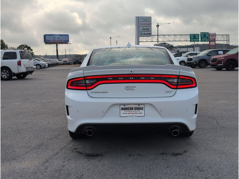 Used 2023 Dodge Charger GTImage 4