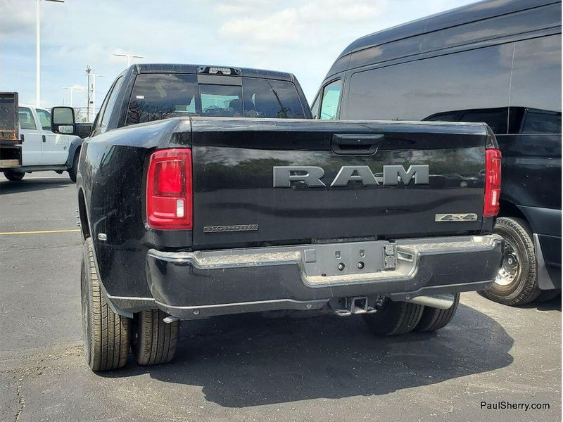 New 2026 RAM 3500 Big Horn Crew Cab 4x4 8' Box