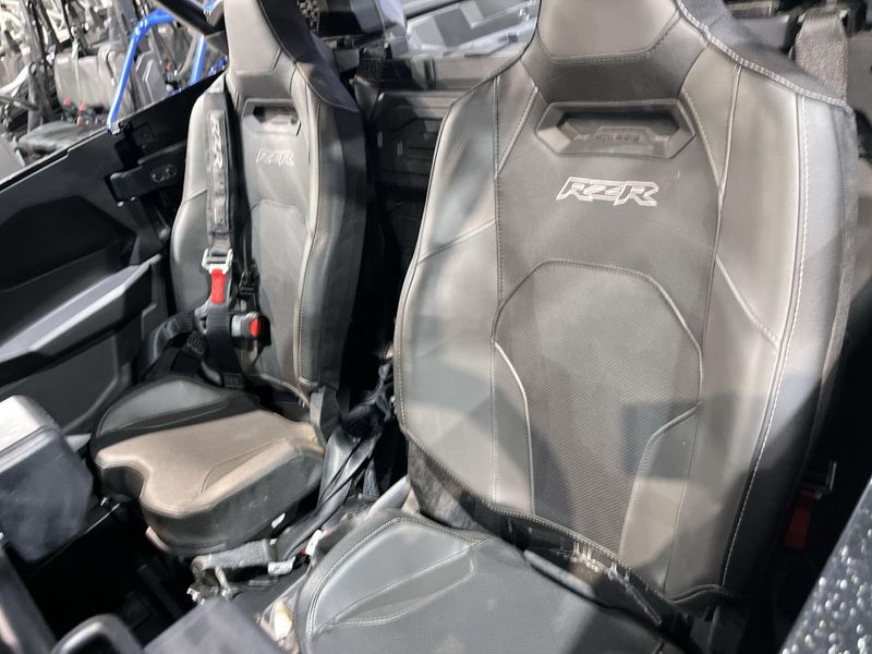 New 2025 Polaris RZR PRO R 4 ULTIMATE Image 21