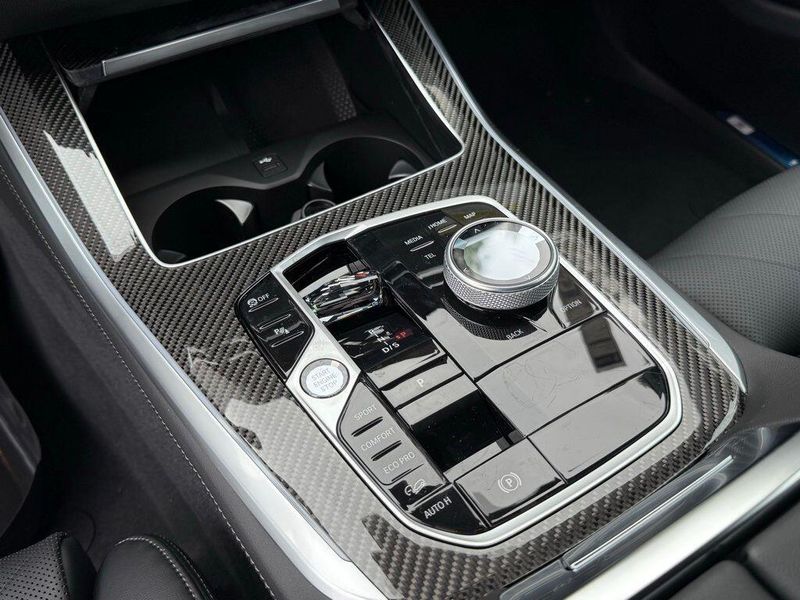 New 2026 BMW X5 M60iImage 25