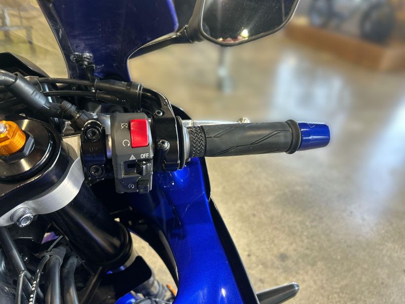 2024 Yamaha YZF-R7 Image 15