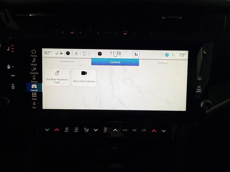 New 2026 Jeep Grand Cherokee L Limited 4x4Image 35