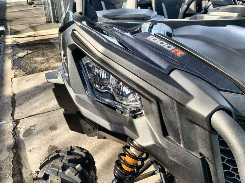 New 2026 Can-Am MAVERICK SPORT MAX DPS 1000R Image 18