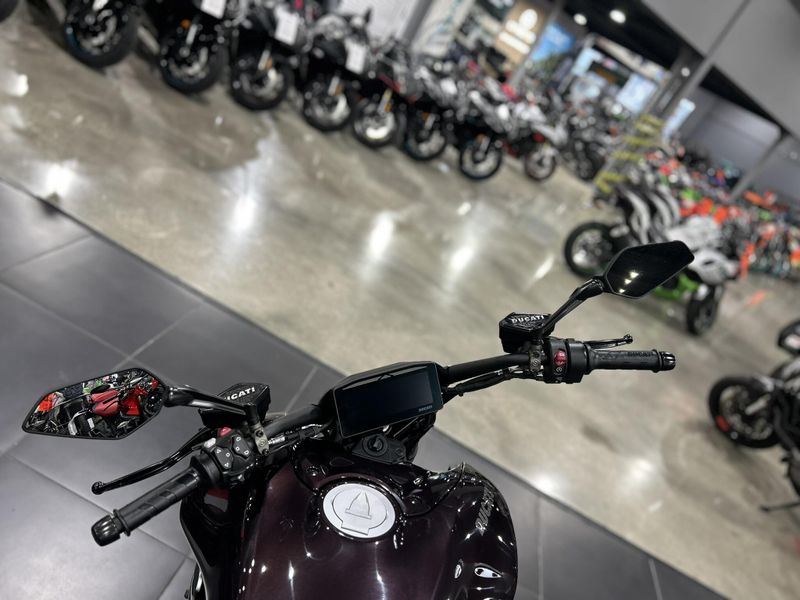 New 2026 Ducati X DIAVEL V4 Image 14