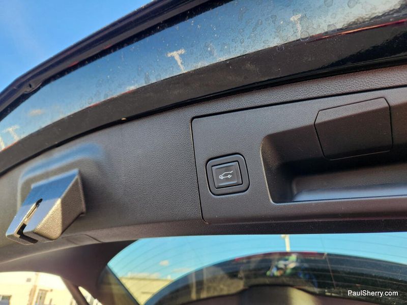 Used 2023 Cadillac XT4 AWD Luxury