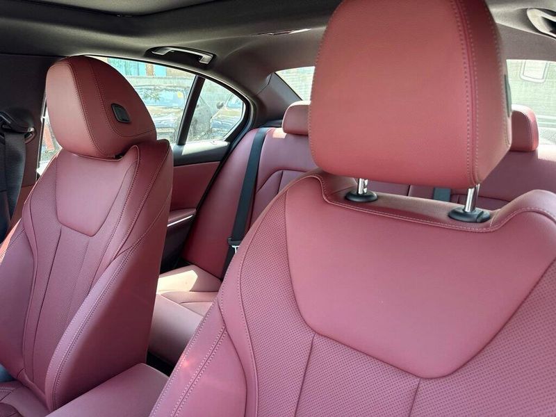 New 2026 BMW 3 Series 330iImage 19